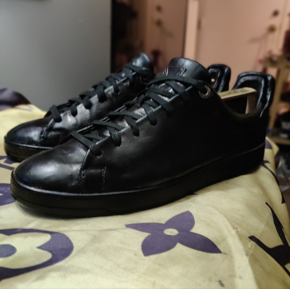 Louis vuitton sneakers - Picture 3 of 9